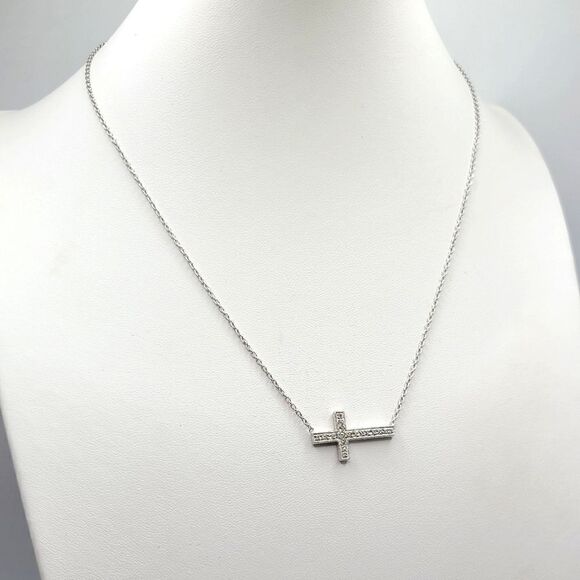 Sterling Silver Cross Necklace, - Picture 3 of 8